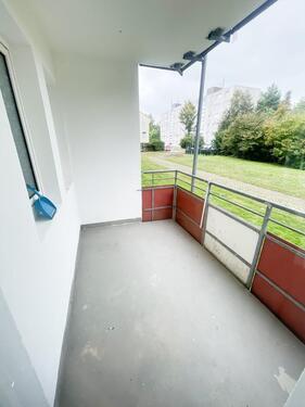 Foto - Willkommen im neuen Zuhause – frisch renovierte 3-Zimmer-Erdgeschosswohnung mit Balkon