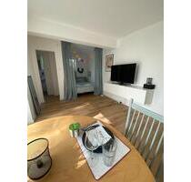 Möblierte Wohnung im Gladbacher Zentrum - Blick ins Grüne - Mönchengladbach