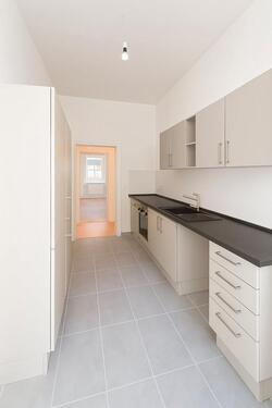 Foto - Modern sanierte 2-Zimmer-Wohnung mit Einbauküche