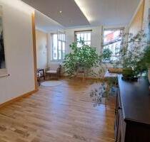 Büro- oder Praxisraum direkt in der Stadt am Markt zu vermieten! - Bergen auf Rügen