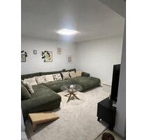 Helle 2,5-Zimmer-Wohnung mit Balkon & Kachelofen - Bietigheim