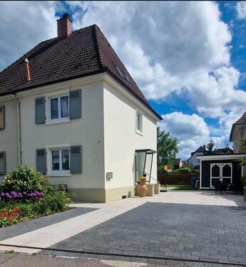 Foto - Zentrale Doppelhaushälfte - 450.000,00&nbsp;EUR Kaufpreis, ca.&nbsp; 120,00&nbsp;m&sup2;