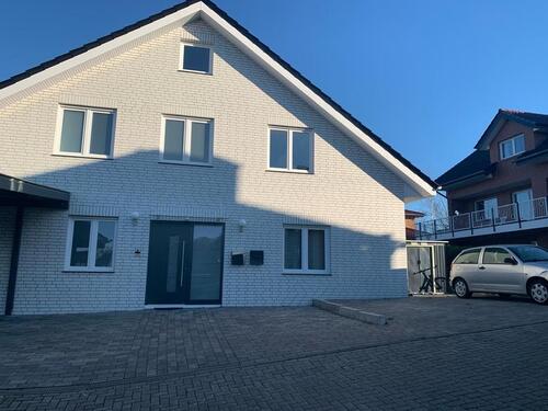 Foto - Moderne 3 Zimmer Wohnung mit Balkon und Einbauküche