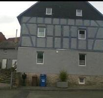Wohnhaus mit kfz Hobby Werkstatt - Runkel