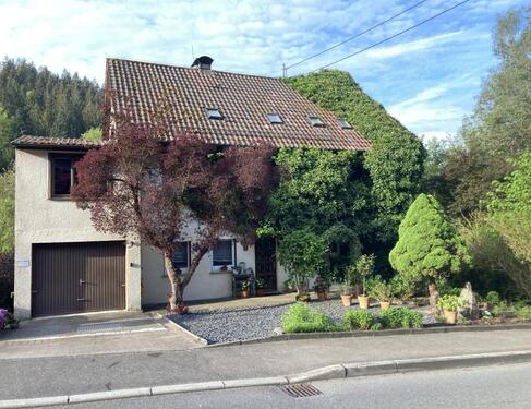 Foto - Großes Mehrfamilien-Generationenhaus mit Garten in Top-Lage