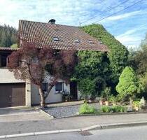 Großes Mehrfamilien-Generationenhaus mit Garten in Top-Lage - Höfen an der Enz