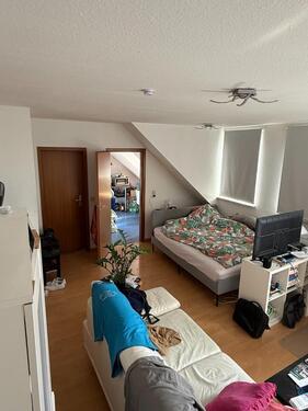 Foto - 1 Zimmer Dachgeschoßwohnung zur Miete in Ludwigshafen am Rhein