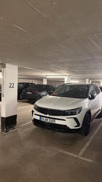 Foto - Tiefgaragen-Stellplatz direkt auf dem Mühlenkamp