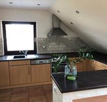 Schöne 4-Zimmer Wohnung im Top Zustand mit EBK und 2 Stellplätzen - Zülpich