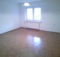 2-Zimmerwohnung mit EBK + Freisitz in sehr ruhiger Wohnlage - Hünfeld