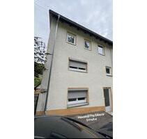 2 Familienhaus zu Verkaufen - 210.000,00&nbsp;EUR Kaufpreis, ca.&nbsp; 148,00&nbsp;m&sup2; in Schelklingen (PLZ: 89601)