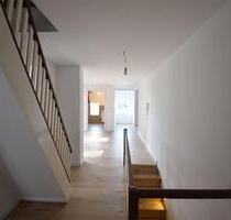 Historischer Ortskern! Moderne 3-Zi-Maisonette-Whg mit großem Spitzboden - Velbert Langenberg
