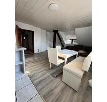 Helle, geräumige, ruhige 4 - Zimmer DG Wohnung - Oebisfelde-Weferlingen Döhren