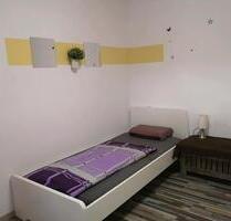 WG-Zimmer ab sofort zu vermieten - Fürth Eigenes Heim WG-Zimmer ab sofort zu vermieten - Fürth Eigenes Heim