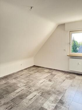 Foto - Dachgeschoßwohnung in Ilvesheim zur Miete