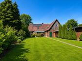Foto - Großzügiges Familienanwesen mit Bauerngarten & Nebengebäuden