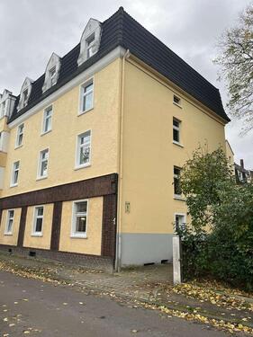 Foto - Krimstraße 1-schöne 2 ZKB Wohnung im 1.OG *ab sofort* zu vermieten