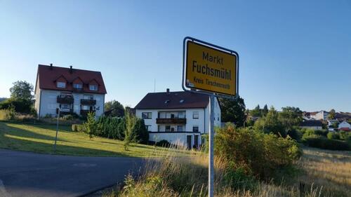 Foto - Sofort frei 2 Zimmer EG Wohnung 73 qm Garten Garage in Fuchsmühl