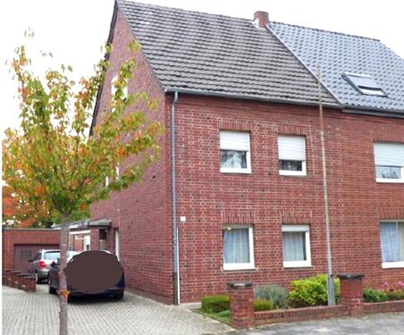 Foto - Großes Einfamilienhaus mit Potential für zwei Generationen