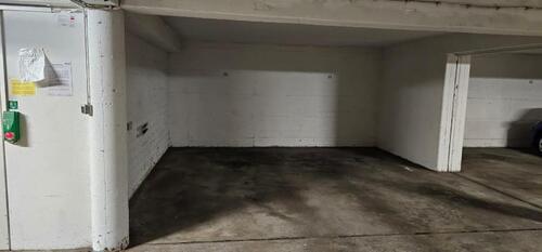 Foto - TG parkplatz im Garath-Düsseldorf