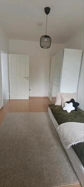 Foto - helles Frauen-WG-Zimmer mit eigenem Balkon in Münster