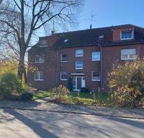 Schöne 2-Zimmer Dachgeschosswohnung in ruhiger Lage in Rumeln - Duisburg Rheinhausen