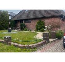 Einfamilienhaus mit Anbauwohnung - Schortens