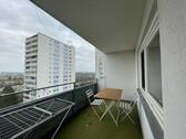 Foto - Zimmer verfügbar vom 25. November – Gerhart Hauptmann Str 15