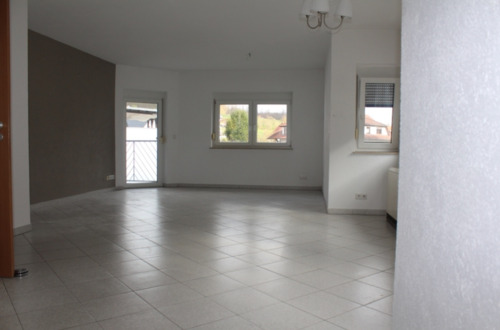 Foto - Helle 3-Zimmer-Wohnung mit Balkon, Stellplatz, Küche