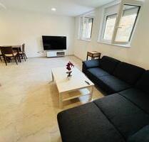 Moderne Großzügige Wohnung 75qm Regendusche Fußbodenheizung usw - Täferrot