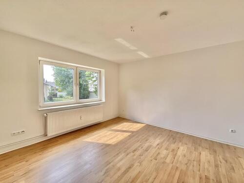 Foto - Nähe Miele: Helle 3-Zimmer-Wohnung mit Tageslichtbad frei!