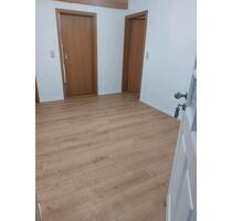 Wohnung zu vermieten - 650,00&nbsp;EUR Kaltmiete, ca.&nbsp; 100,00&nbsp;m&sup2; in Meiningen (PLZ: 98617)