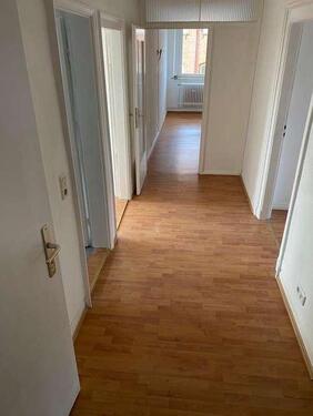 Foto - 4 Zimmer Dachgeschoßwohnung zur Miete in Wuppertal