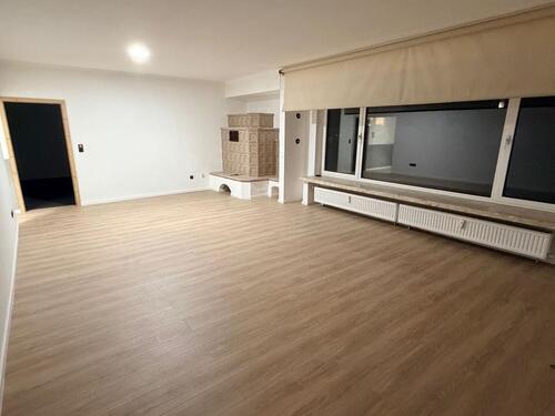 Foto - 4 Zimmer Wohnung zu Vermieten • Garten • Wintergarten • Dörentrup