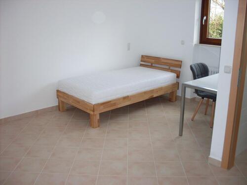 Foto - Wohnung zur Miete an Pendler (Warmmiete)