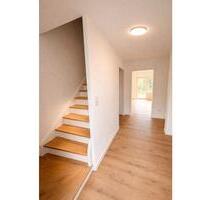 Saniertes Reihenendhaus mit Schlossblick - Braunfels