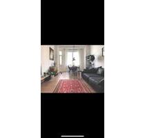 Schöne 3 Zimmer Altbauwohnung in Nürnberg im Nibelungenviertel