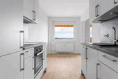 Foto - Moderne 4-Zimmer-Wohnung mit Balkon und Einbauküche in Mölln