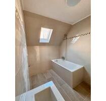 Moderne, kernsanierte Wohnung, Erstbezug nach Komplettsanierung! - Griesheim