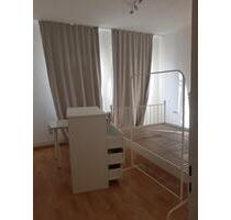 WG Zimmer für Studentin in 3er Frauen-WG - Heidelberg