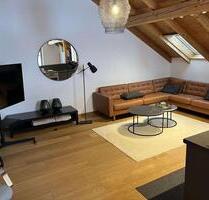 Daglfing: Gepflegtes Loft auf 100m², mit 3 Zimmern, auf 2 Ebenen, in ruhiger Lage, mit sep. Eingang. - München Bogenhausen Daglfing: Gepflegtes Loft auf 100m², mit 3 Zimmern, auf 2 Ebenen, in ruhiger Lage, mit sep. Eingang. - München Bogenhausen