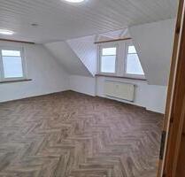 Dachgeschosswohnung zu Vermieten in Höhr-Grenzhausen