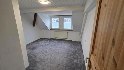 Foto - Dachgeschoßwohnung in Höhr-Grenzhausen zur Miete