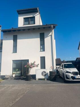 Foto - 1-Zimmer Wohnung, Büroraum, Office, Souterrain Neubau, ca 70m²