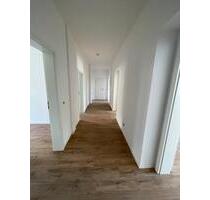 Top renovierte 5-Zimmer-Wohnung in Glockenhof ***Besichtigung: 06.05.2026 um 16:00 Uhr*** - Nürnberg Gleißhammer