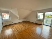 Foto - Helle Mietwohnung, 3 ZKB mit Balkon, Dachgeschoss in Espenau 95qm