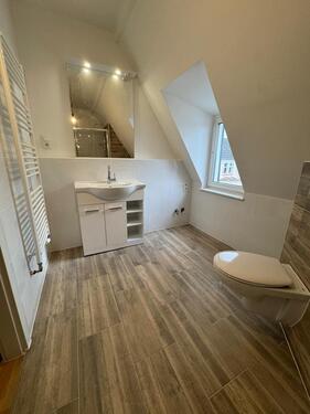 Foto - Frisch sanierte 100m2 Dachgeschosswohnung in zentraler Lage