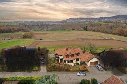 Foto - Architektenhaus mit unverbautem Ausblick
