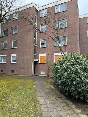 Foto - Attraktive 3-Zimmer-Hochparterrewohnung in Düsseldorf-Garath – 73 m², komplett renoviert, mit Einbauküche & Stellplatz