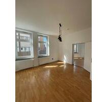 3 Zimmer Wohnung am Bahnhof! Perfekt für WGs - Oldenburg Dobbenviertel